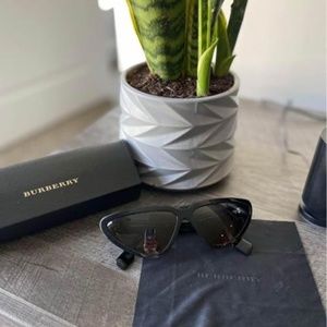 Burberry black sunglasses- cat eye
